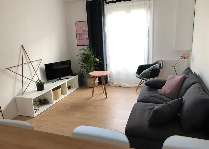 Διαμέρισμα Le Spot, Spacieux A 30m De La 45m2 *